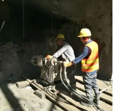 乌恰水下抗分散灌浆料特点 水下不分散注浆料介绍